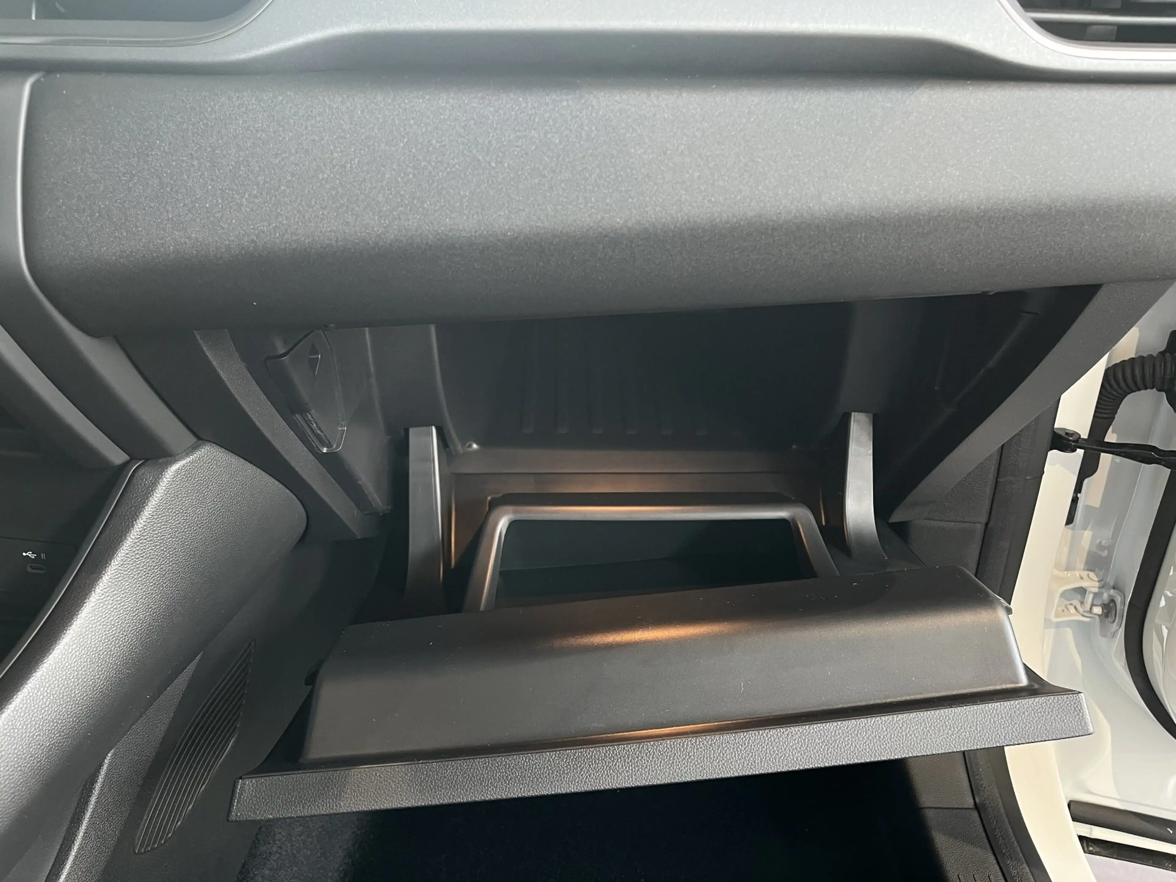 Renault Captur Techno Full Hybrid E-Tech 160 — photo 9