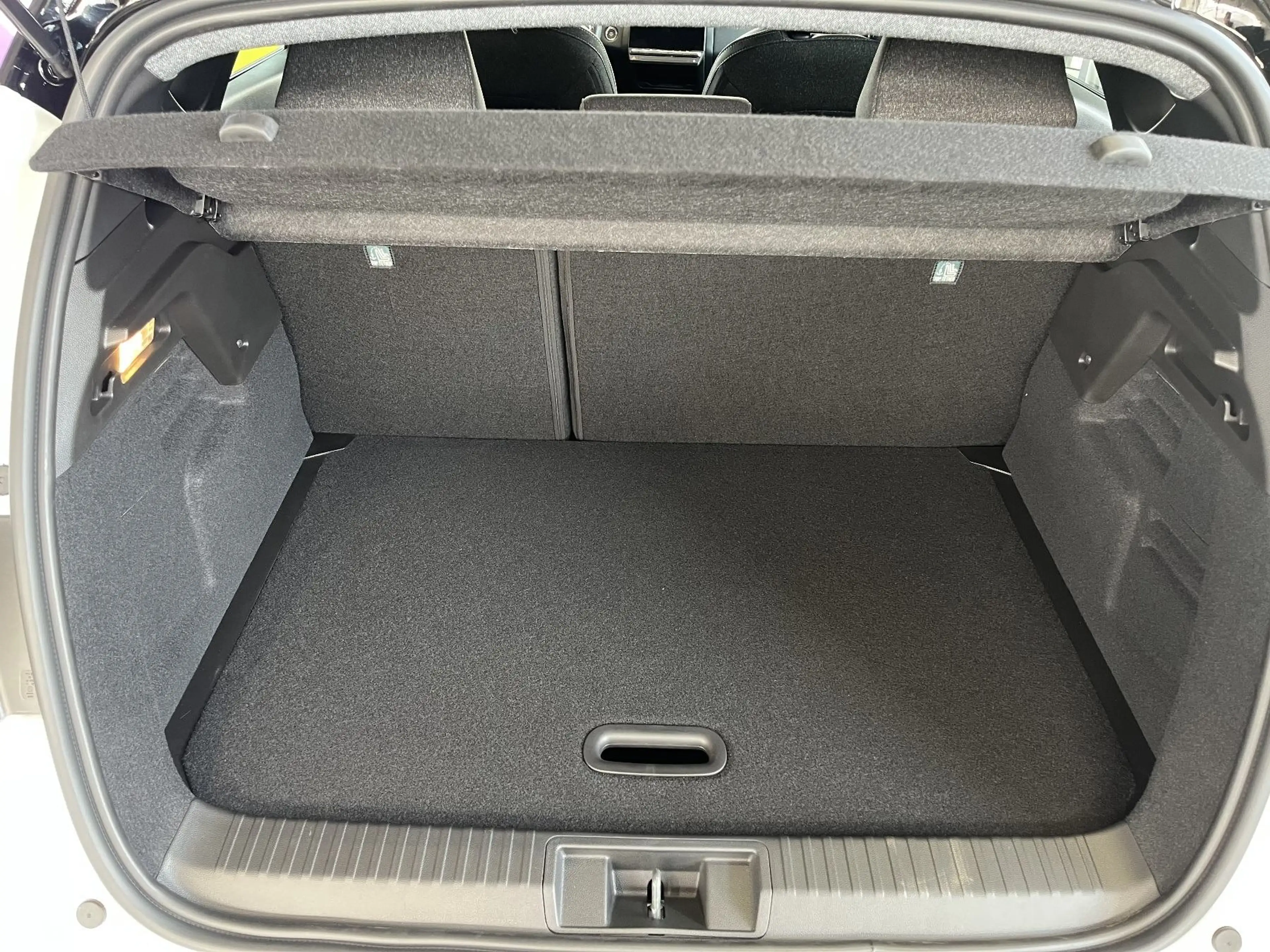 Renault Captur Techno Full Hybrid E-Tech 160 — photo 13