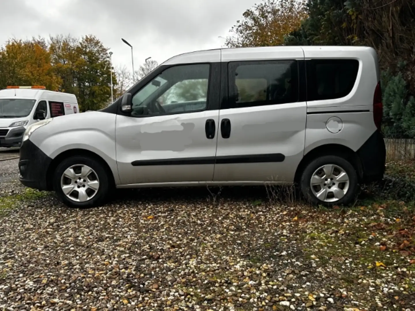 Opel Combo D Selection L1H1/**Verkauf nur an Gewerbe!** Silber - 2