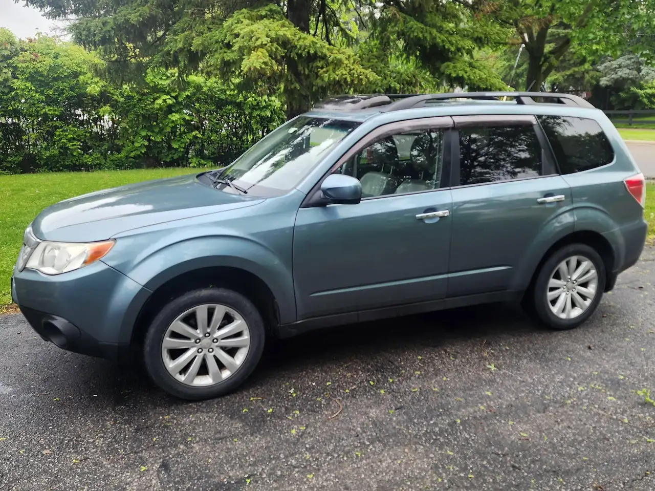 Subaru Forester photo Subaru Forester
