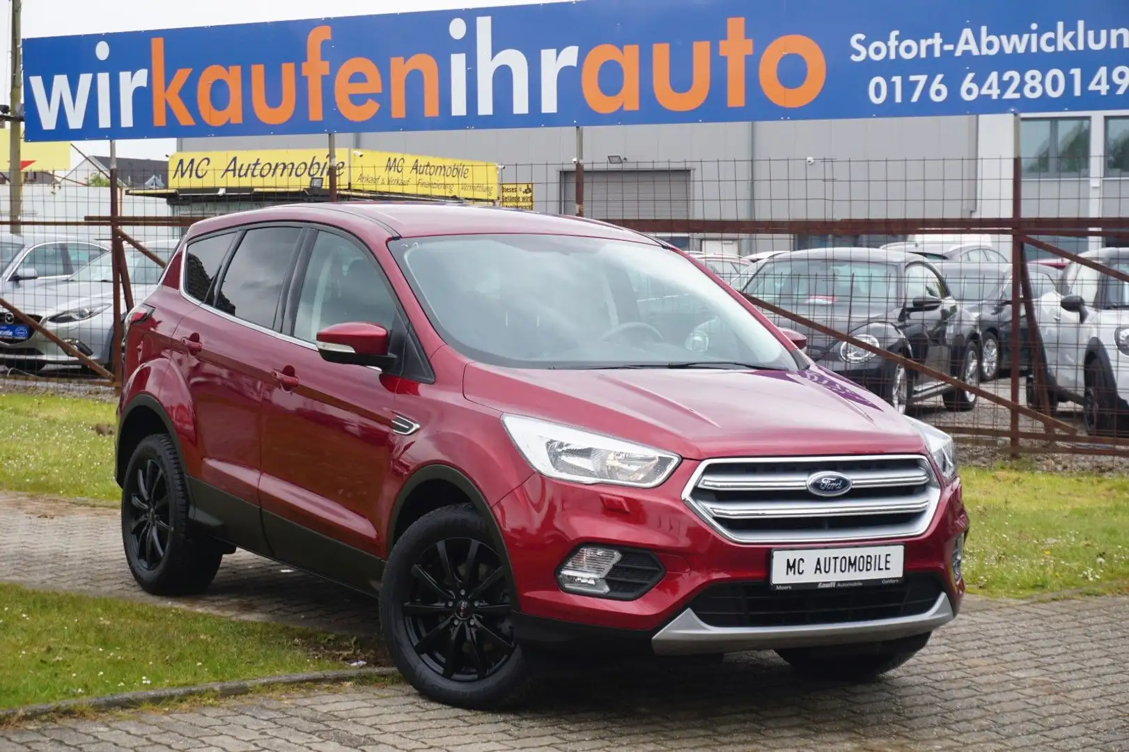 Ford Kuga Trend*1-HAND*TEMPOMAT*Z-FUNK*PDC !! Rot - 1