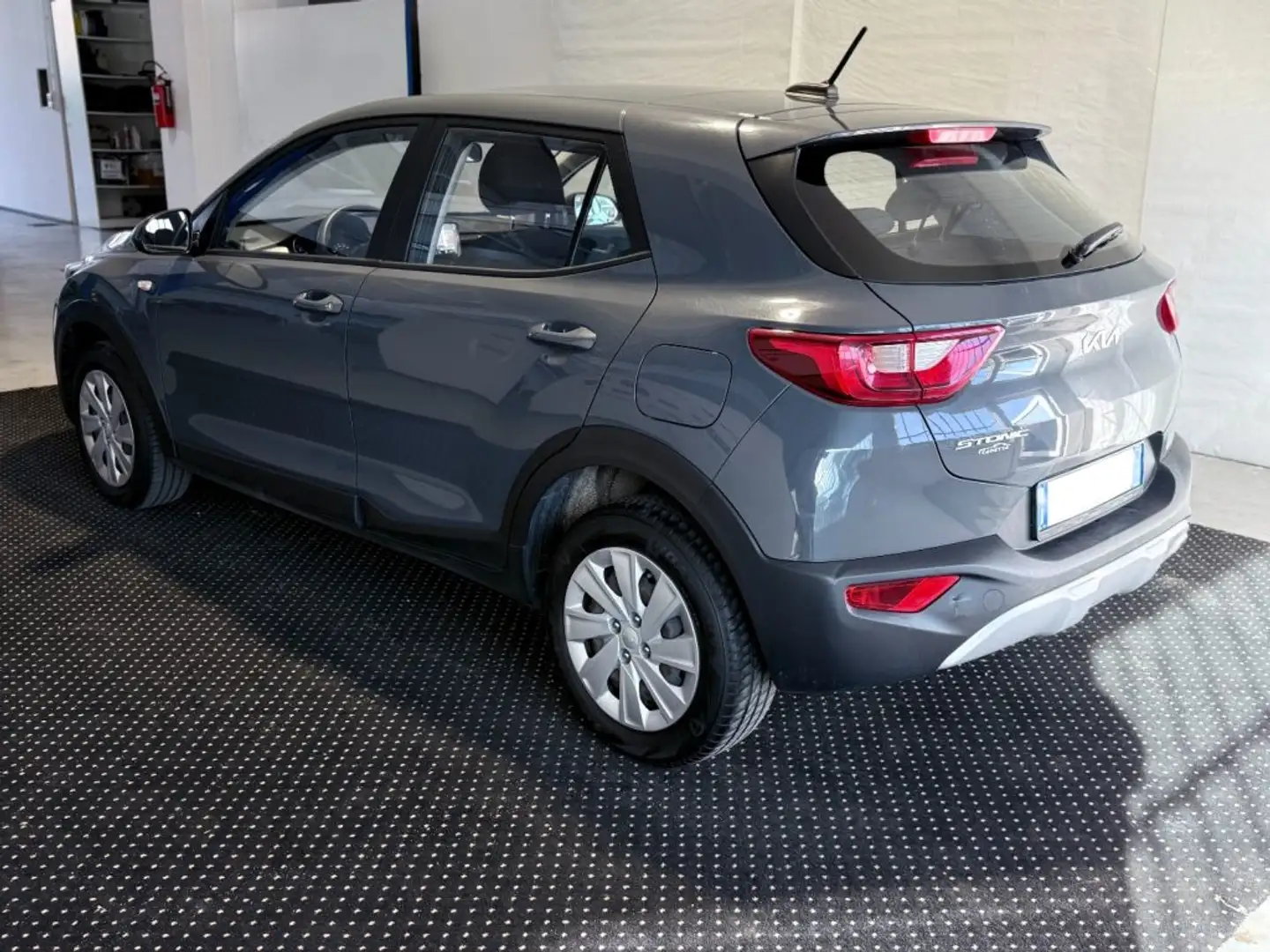 Kia Stonic 1.2 84 cv Urban - PROMO Grigio - 2