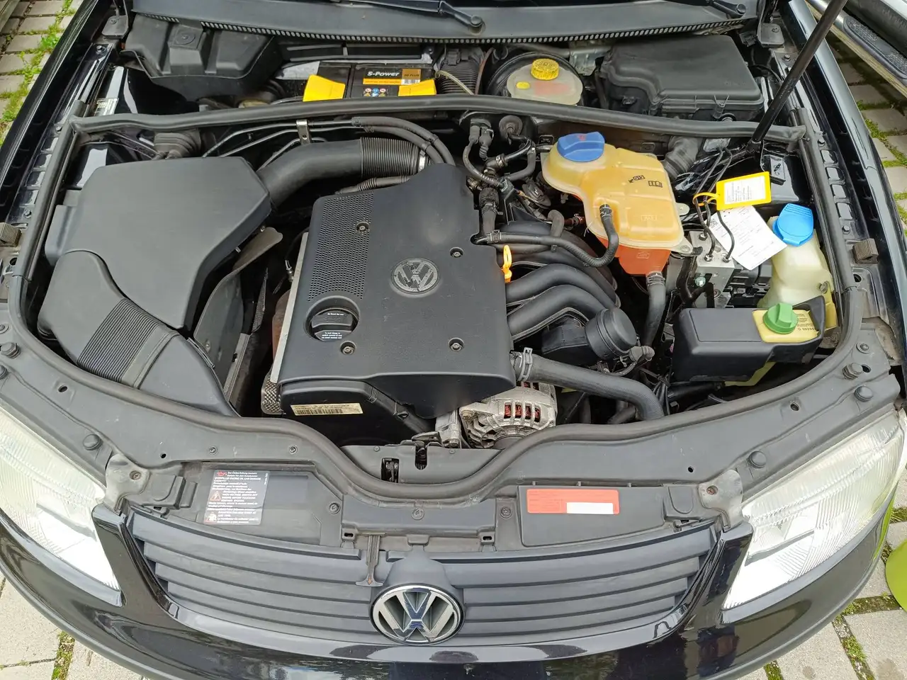 Volkswagen Passat 1.6, foto 9