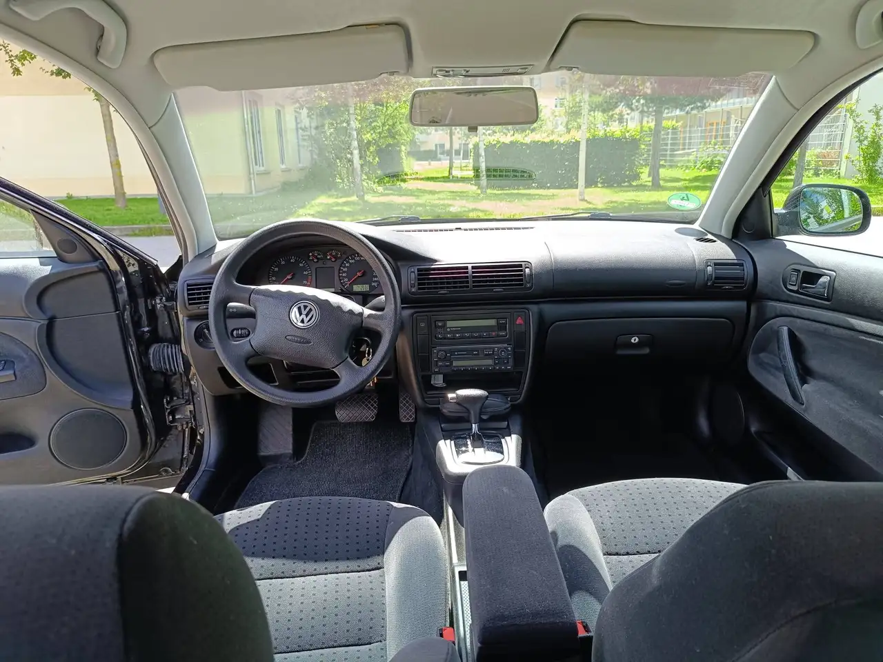 Volkswagen Passat 1.6, foto 12