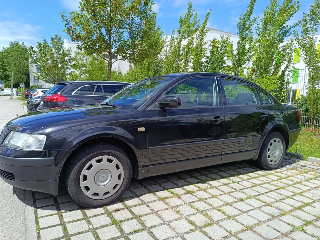 Volkswagen Passat 1.6, foto 1