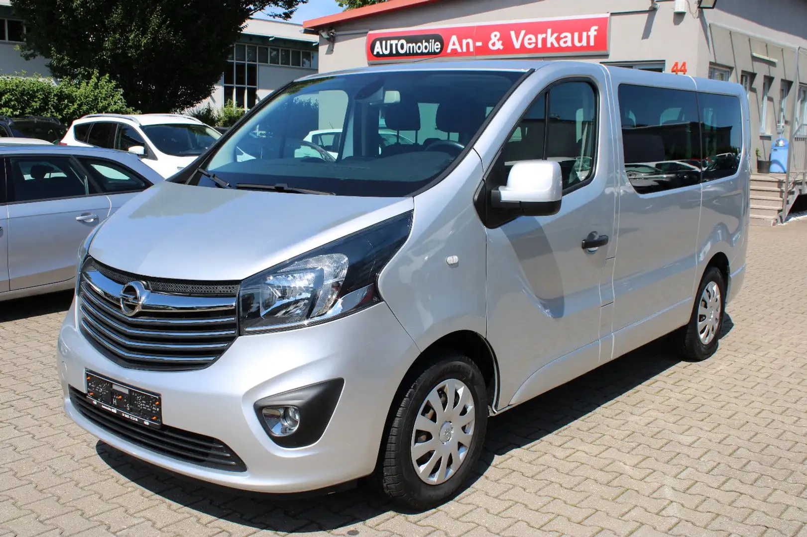 Opel Vivaro -B 1.6 D Biturbo 9-Sitze Argento - 1
