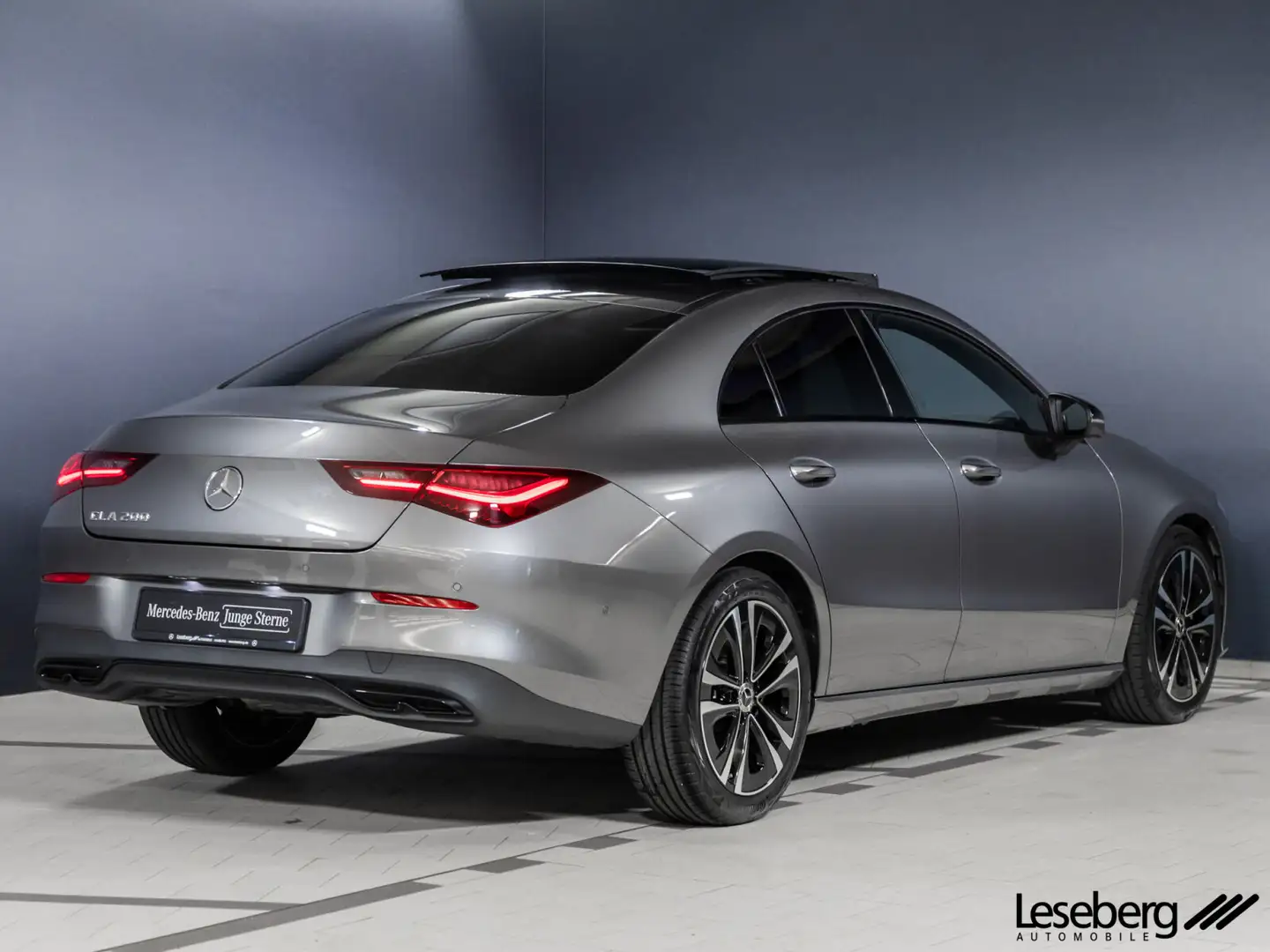 Mercedes-Benz CLA 200 CLA 200 Coupé Progressive Multibeam/Pano/Distro/ Grau - 2