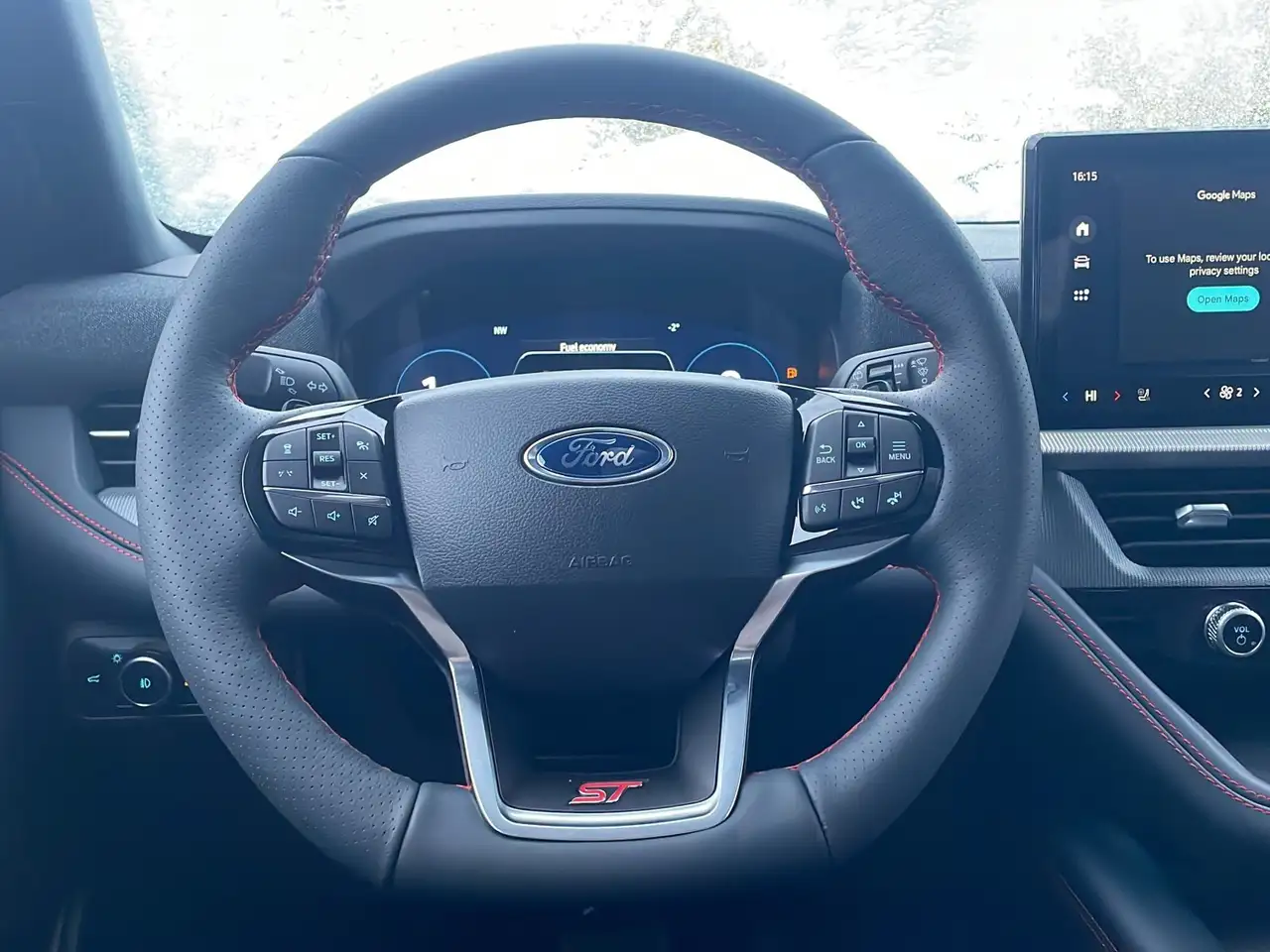 Ford Explorer снимка Ford Explorer