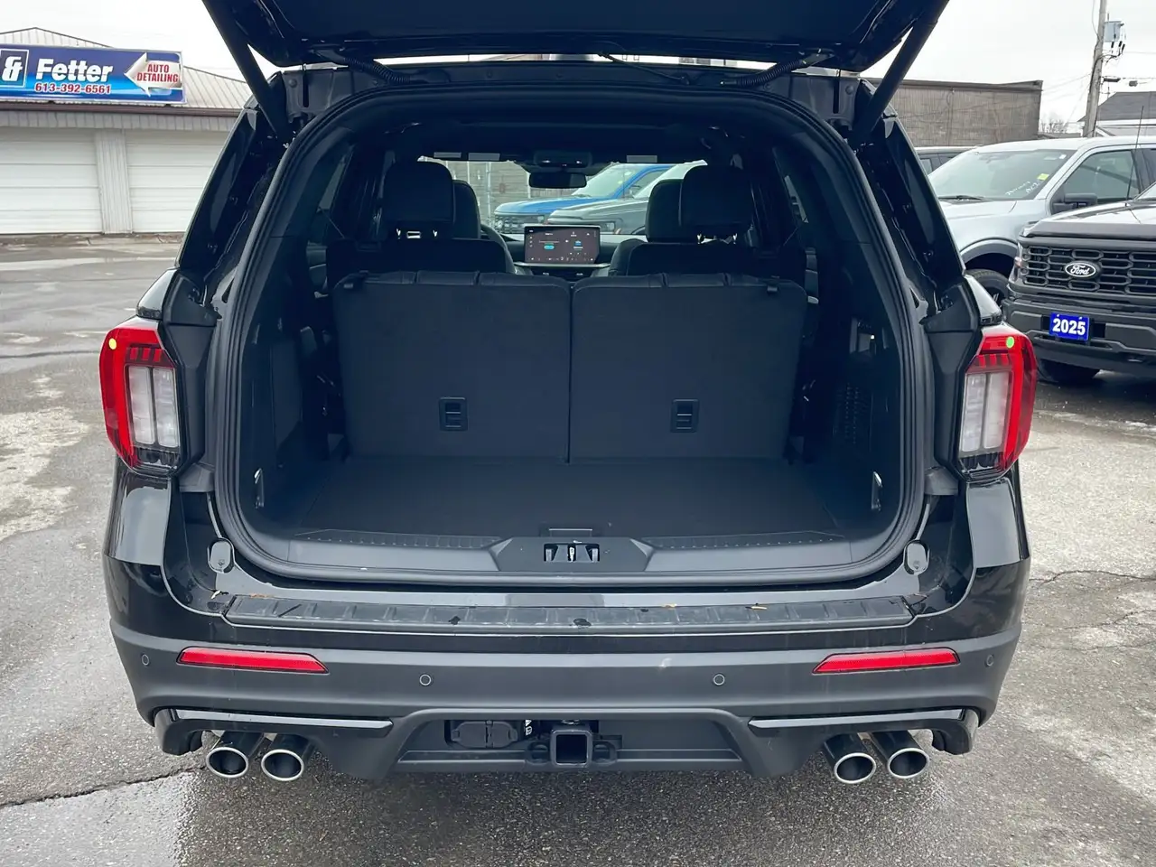 Ford Explorer снимка Ford Explorer