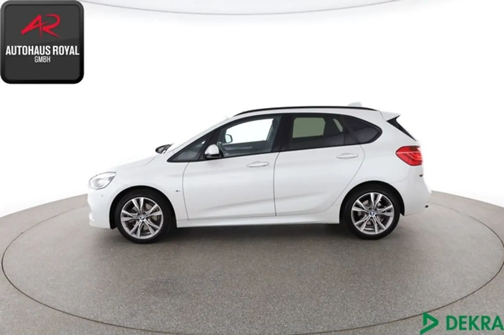 BMW 225 Active Tourer i xDrive M SPORT PANO,HUD,AHK Weiß - 2