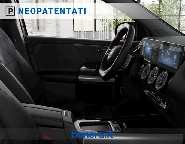 Mercedes-Benz Gla view 7