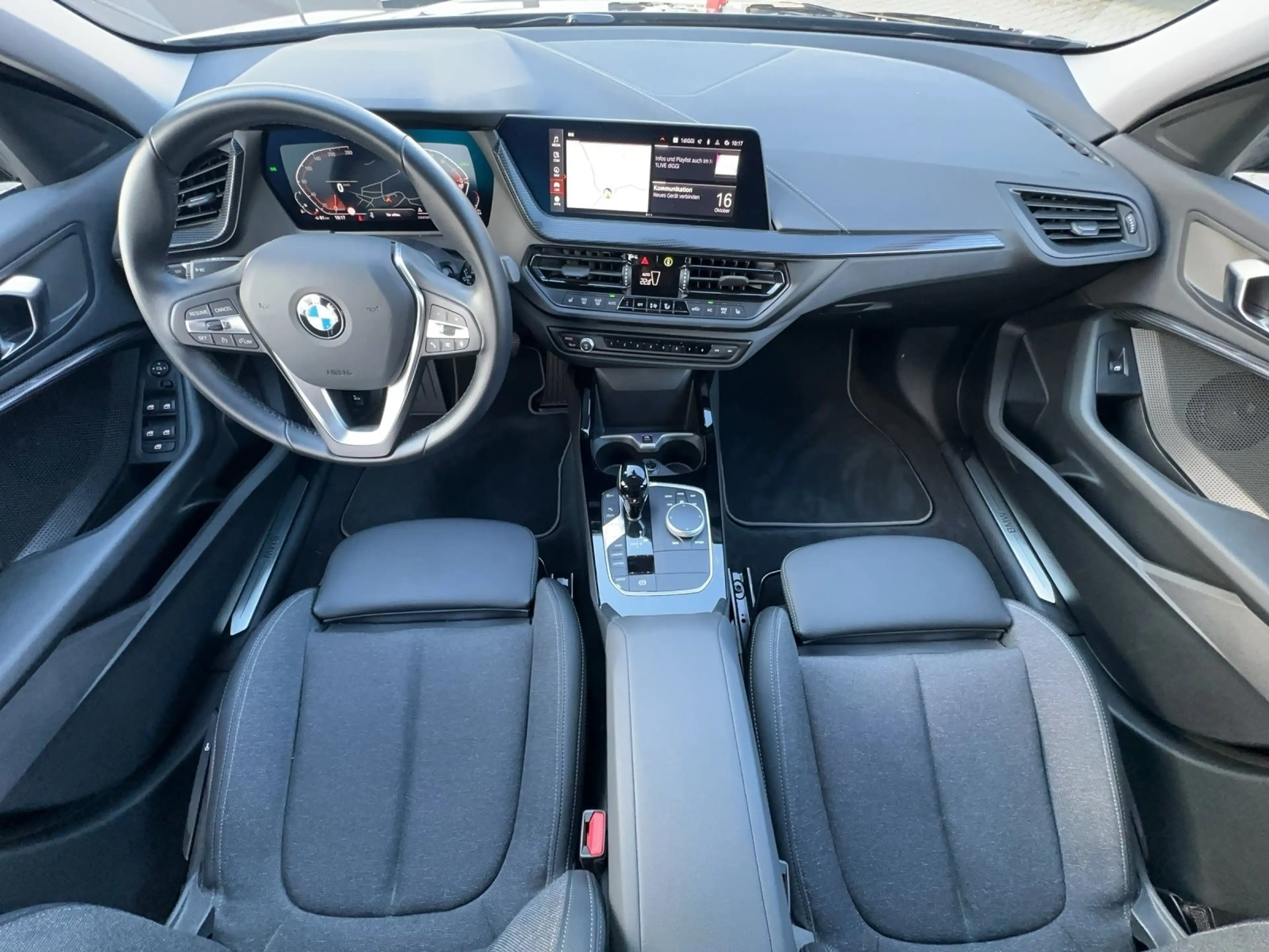 BMW 120 i M Sport Line*LCProf*17 ZOLL*SHZ*DAB*LED*PDC — photo 15