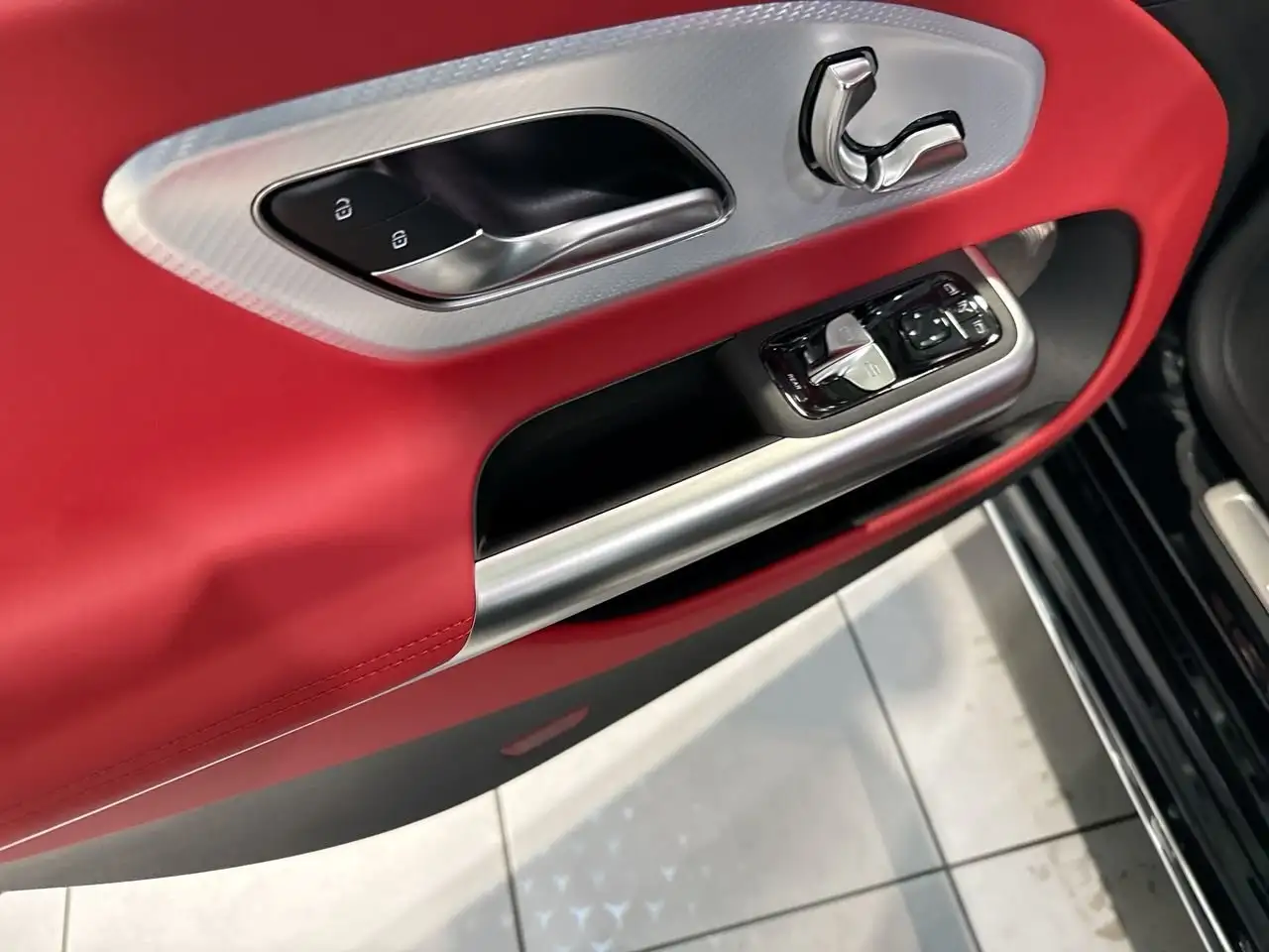 Mercedes-Benz CLA снимка Mercedes-Benz CLA