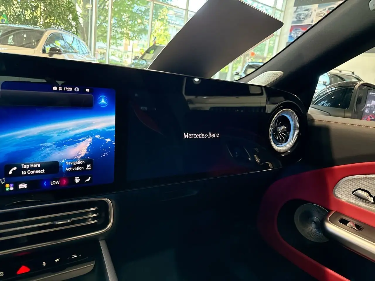 Mercedes-Benz CLA снимка Mercedes-Benz CLA