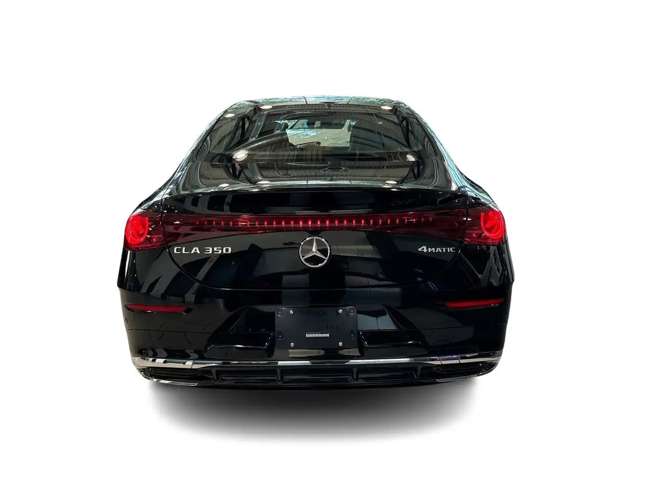 Mercedes-Benz CLA снимка Mercedes-Benz CLA