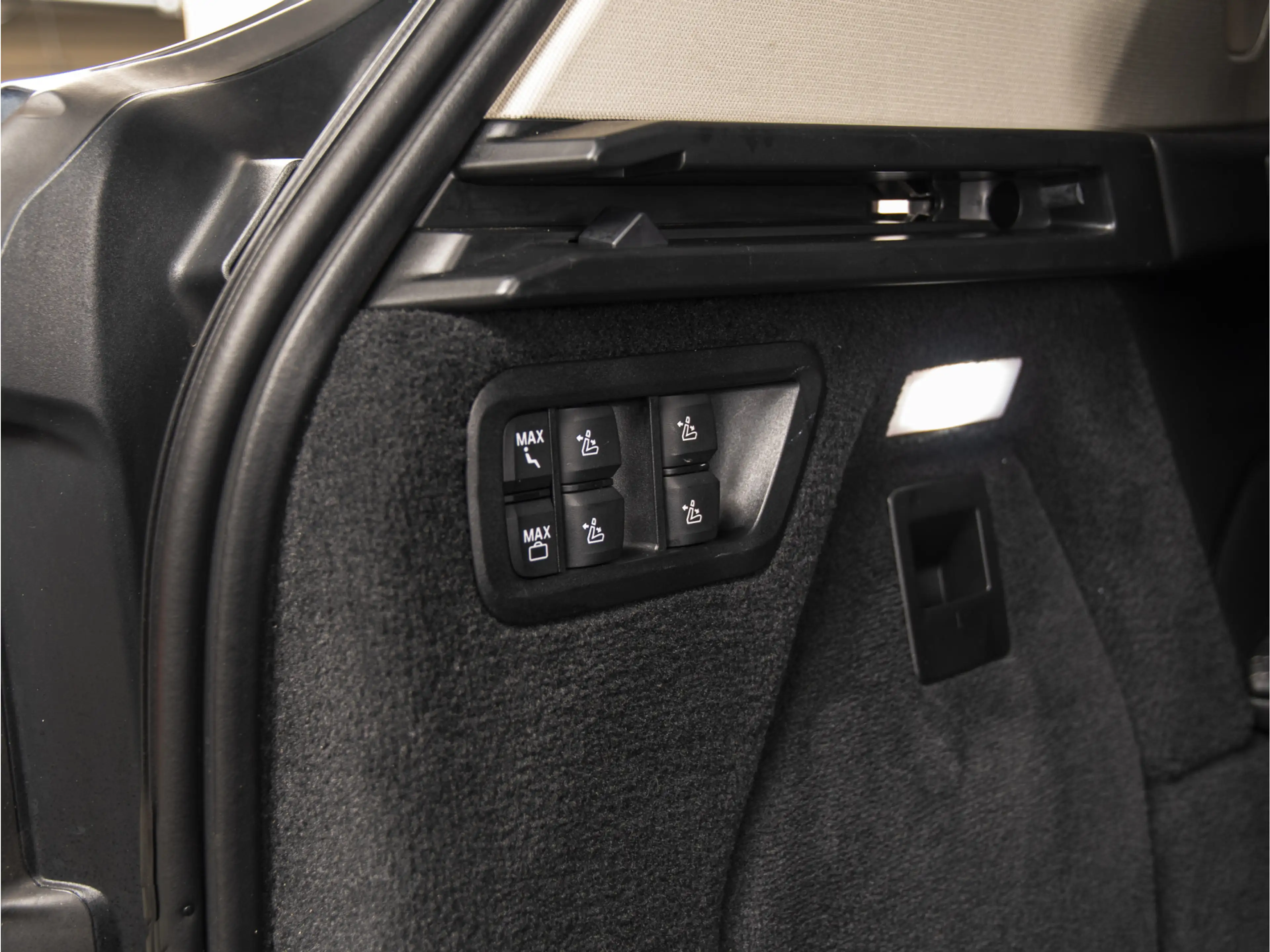 BMW X7 xDrive40i SKYLOUNGE | 7ZITS | H/K | HUD — photo 17