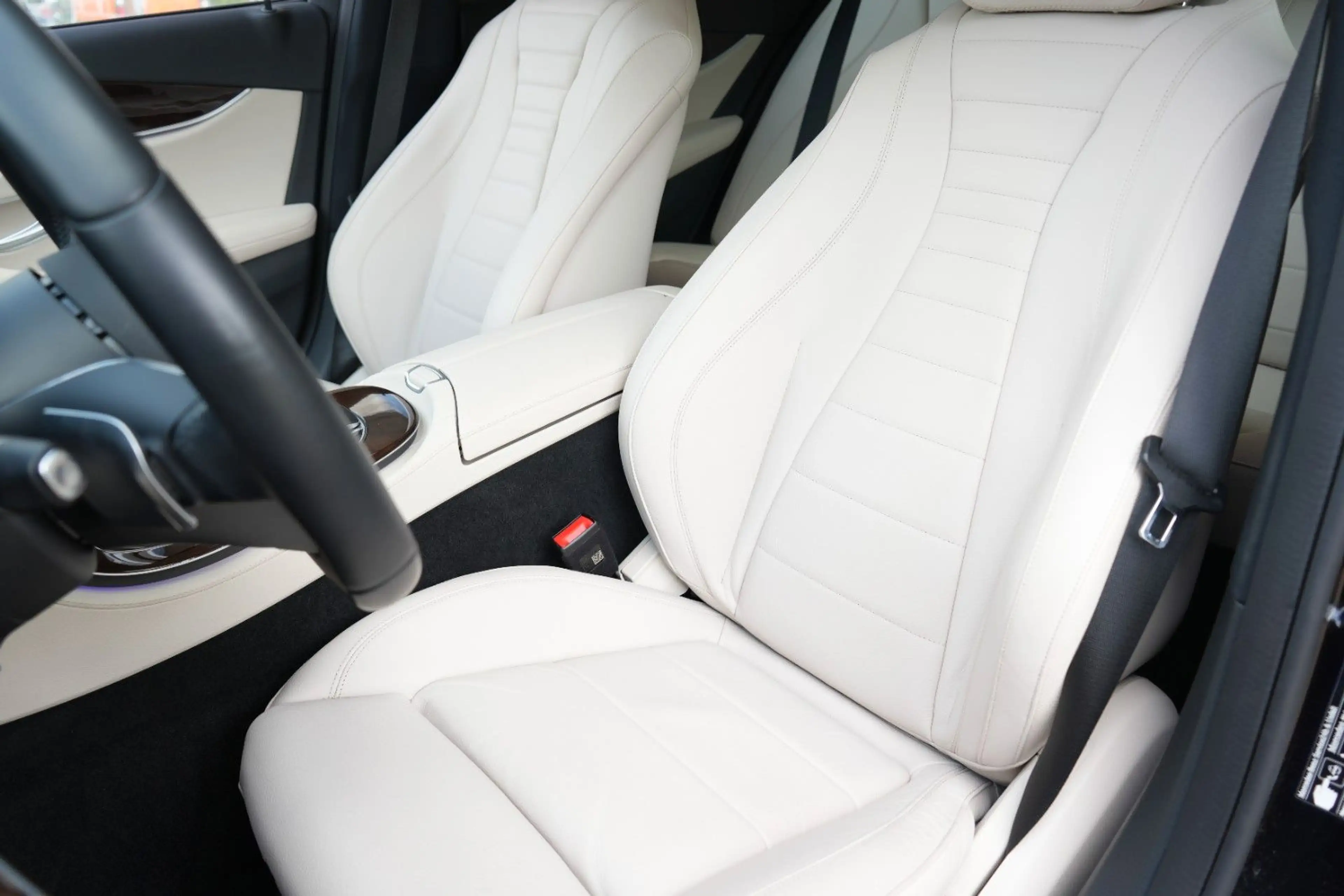 Mercedes-Benz E 400 d 4Matic Limousine LEDER BEIGE|CAM|BURMES — photo 12