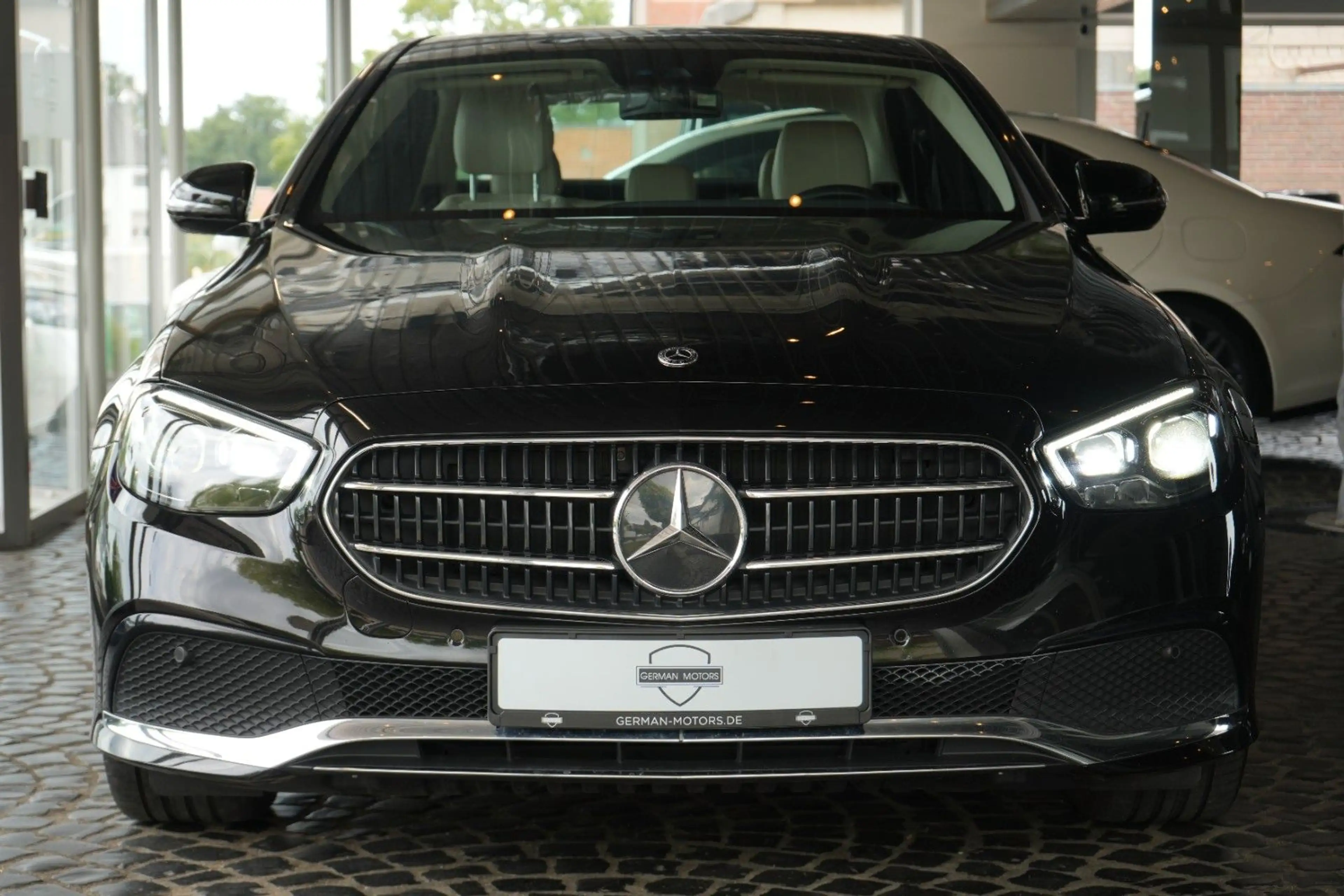 Mercedes-Benz E 400 d 4Matic Limousine LEDER BEIGE|CAM|BURMES — photo 9