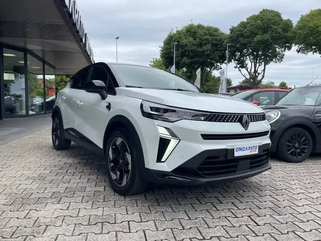 Renault Captur view 3