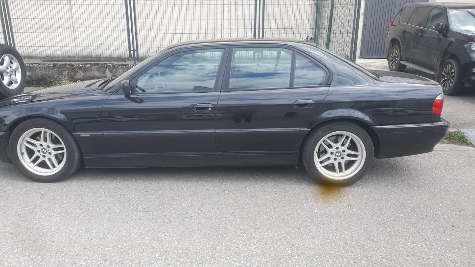 BMW 740 740d Aut. Pack M Noir - 1