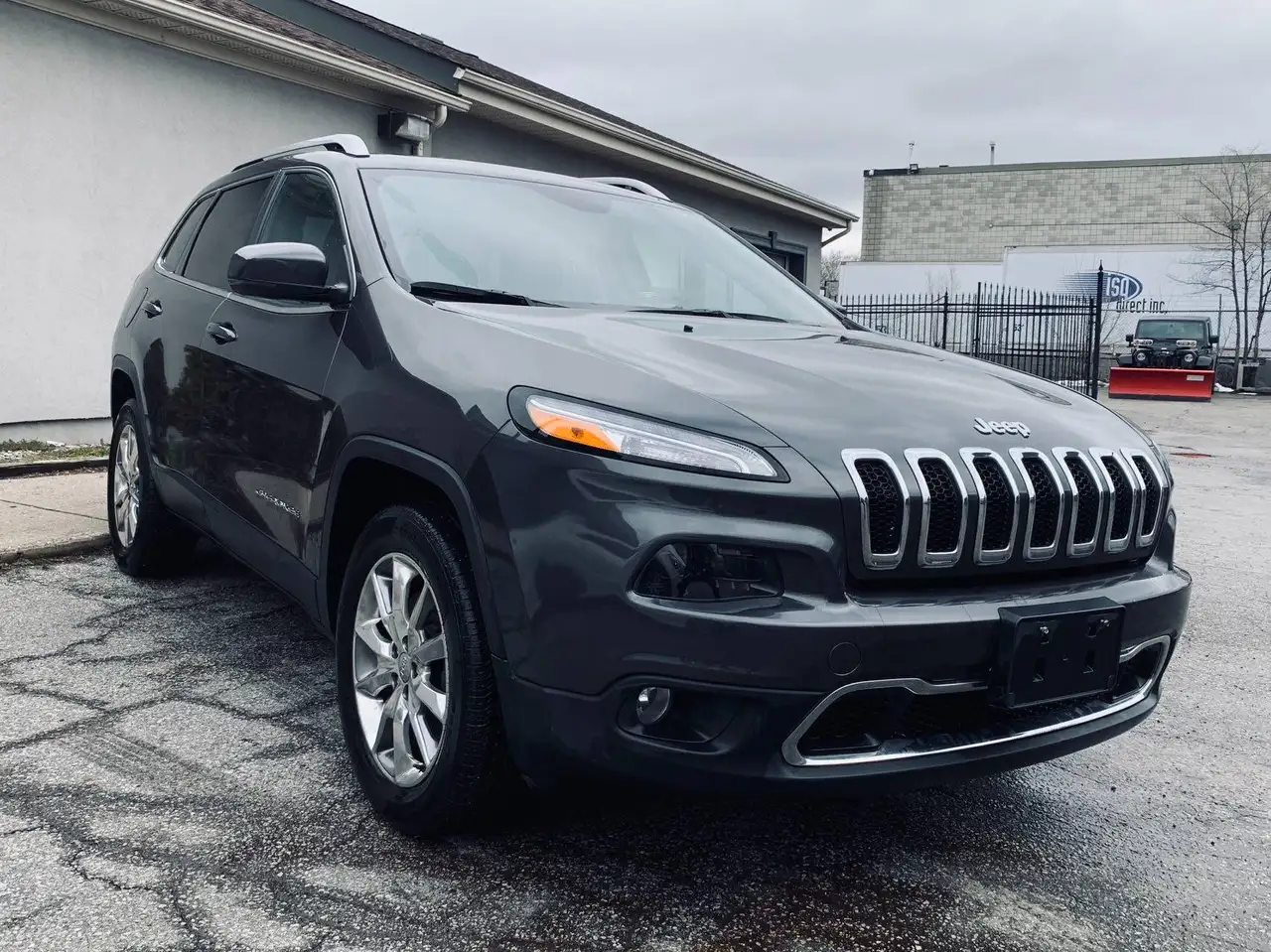 Jeep Cherokee снимка Jeep Cherokee