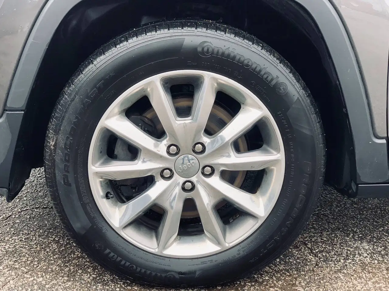 Jeep Cherokee снимка Jeep Cherokee