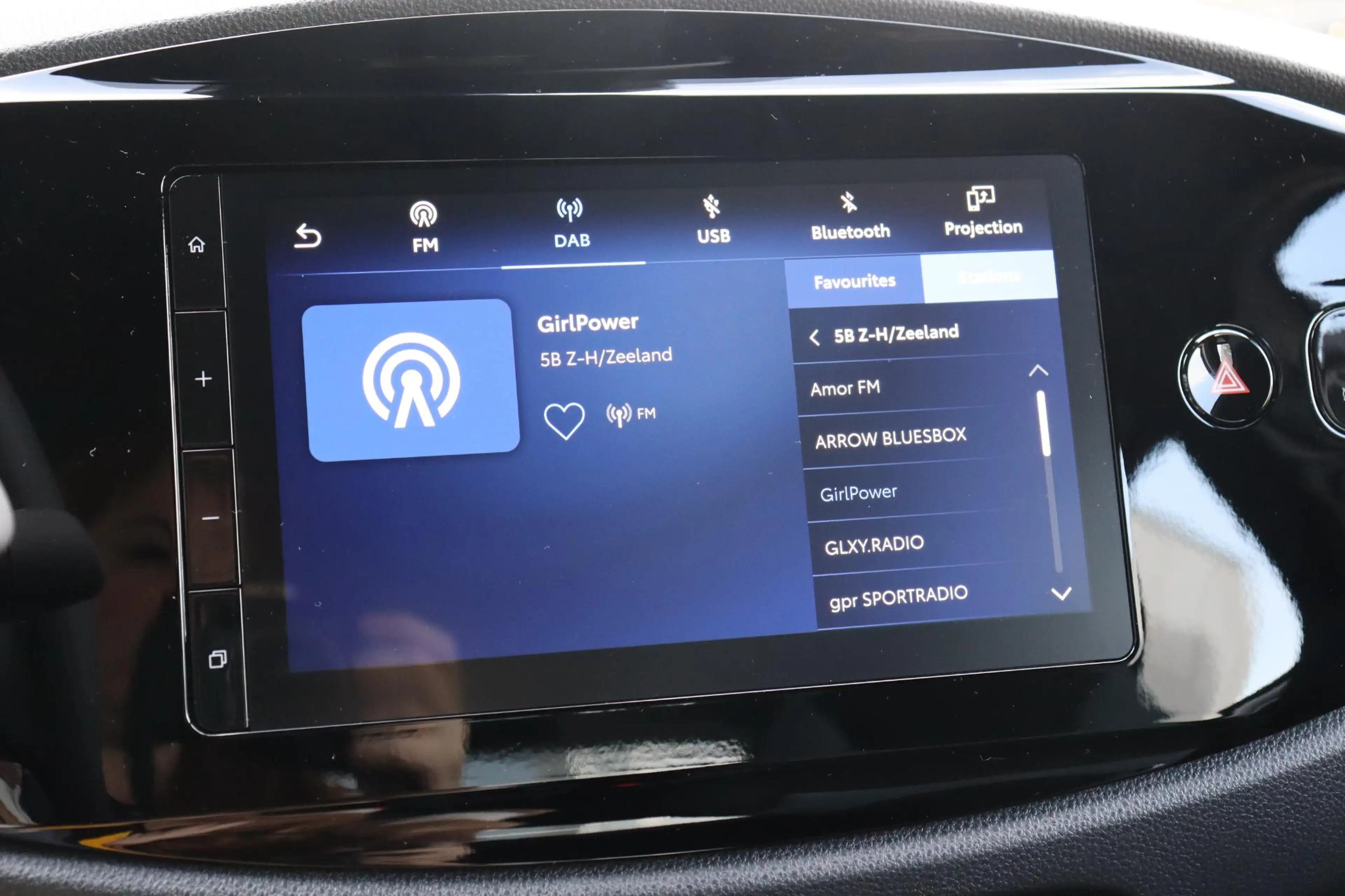 Toyota Aygo X Hybrid 115 Play, Go Pack, Nieuw en snel leverbaar — photo 15