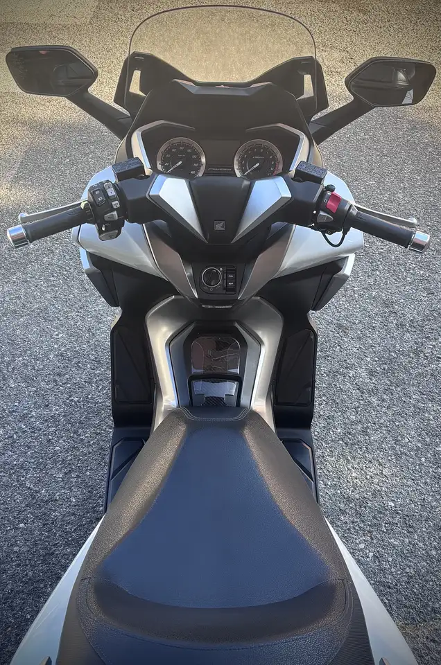 Honda Forza 350
