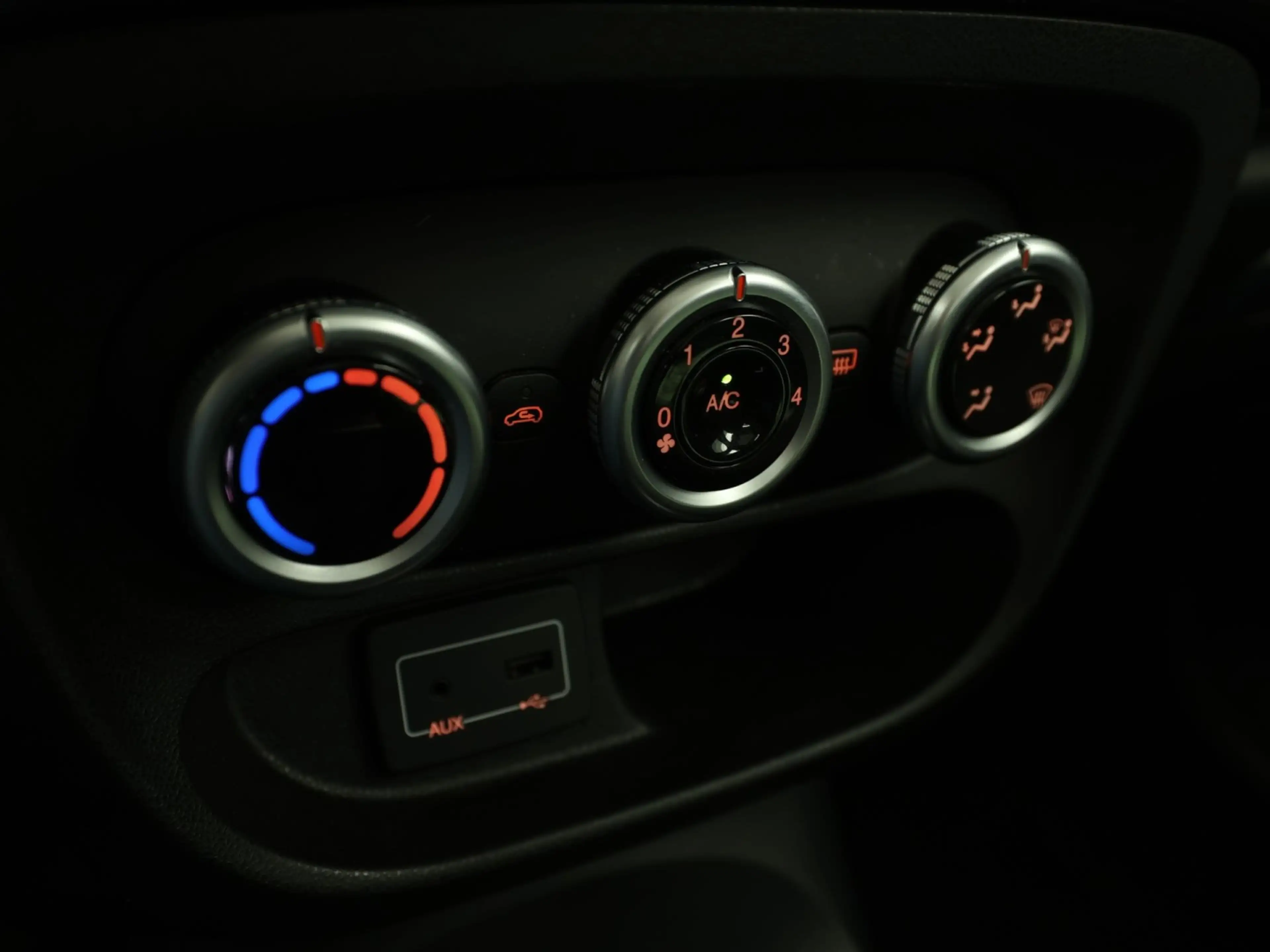 Fiat 500L 0.9 TwinAir PopStar (PANORAMADAK, NAVIGATIE, STOEL — photo 29