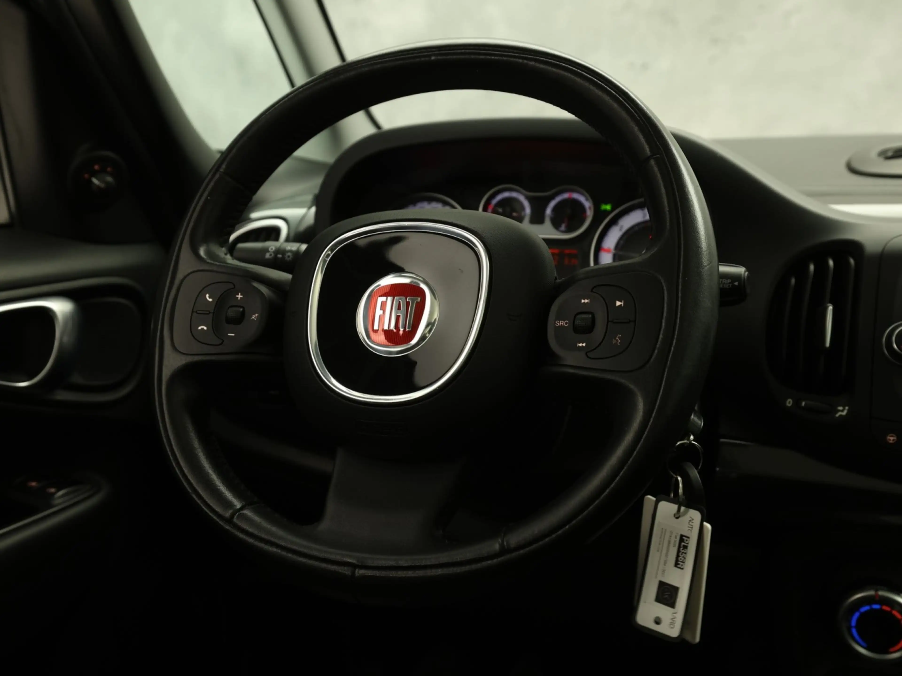 Fiat 500L 0.9 TwinAir PopStar (PANORAMADAK, NAVIGATIE, STOEL — photo 18