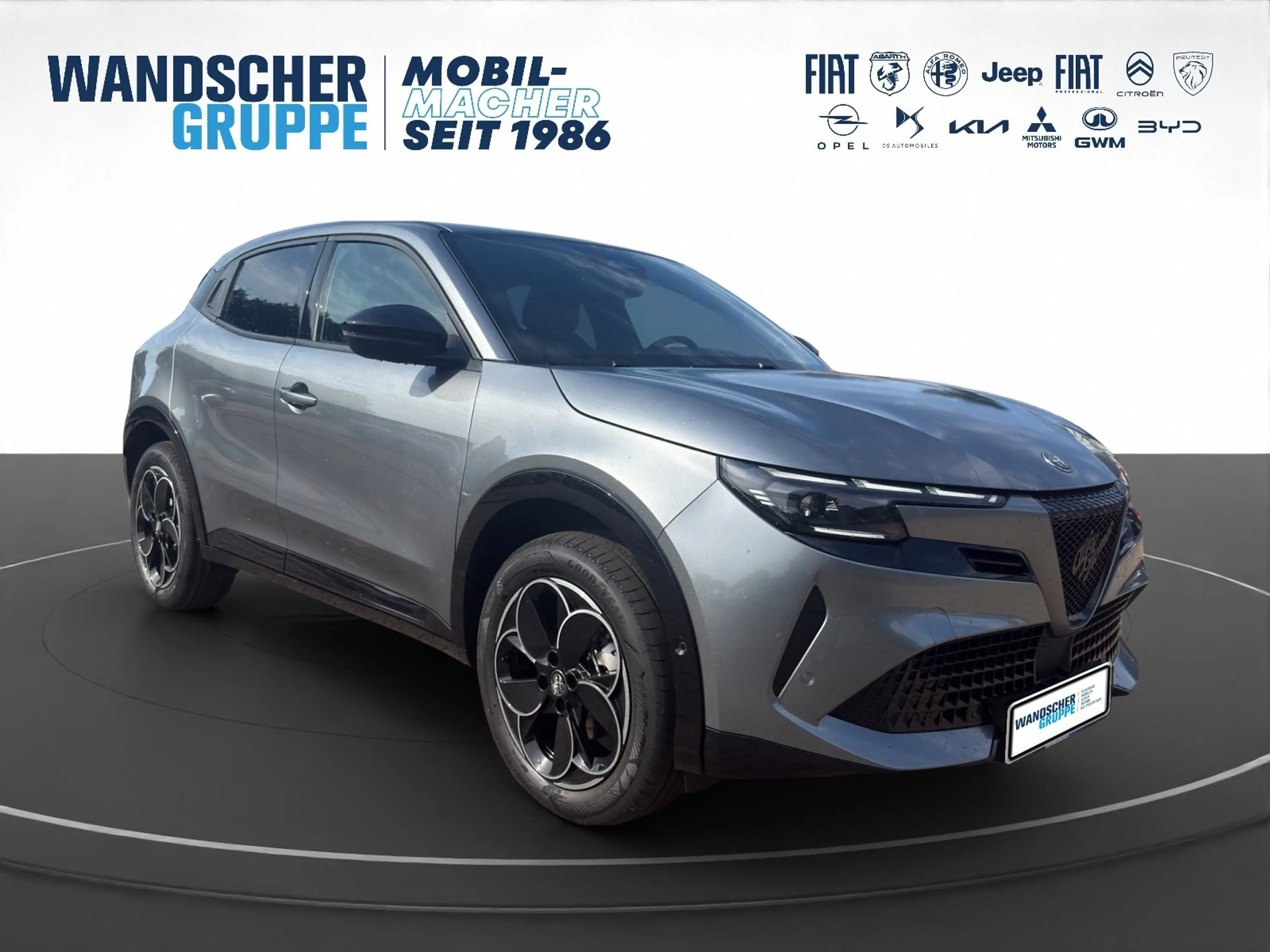 Alfa Romeo Junior Ibrida Ti *18 Zoll ALUFELGEN*TECHNOLOGIE* — photo 9