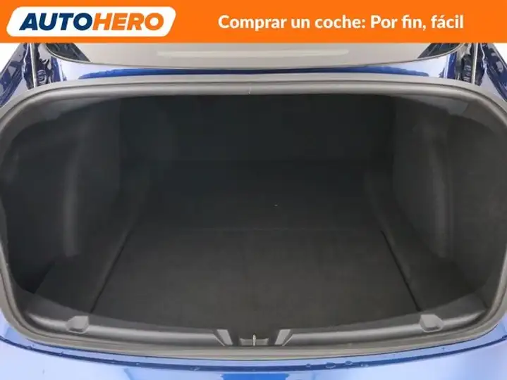 Tesla Model 3 2019, foto 20
