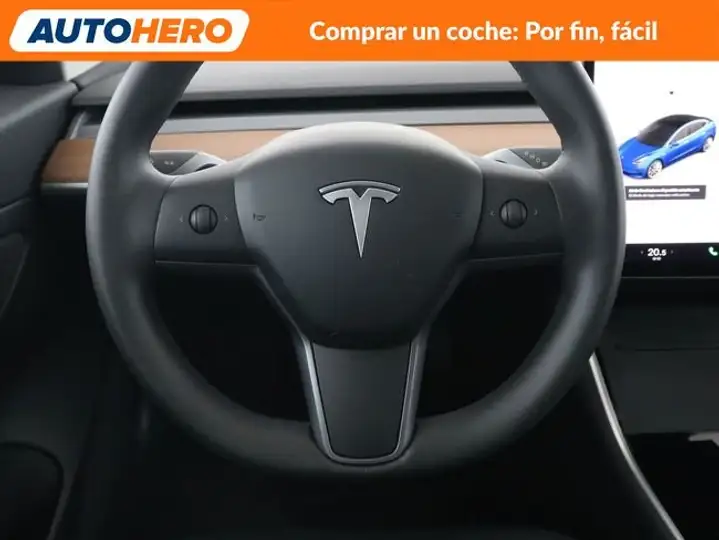 Tesla Model 3 2019, foto 27