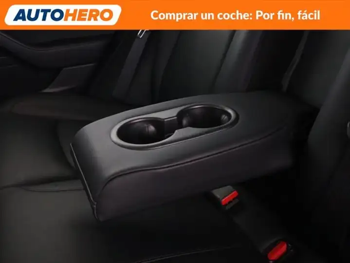 Tesla Model 3 2019, foto 34