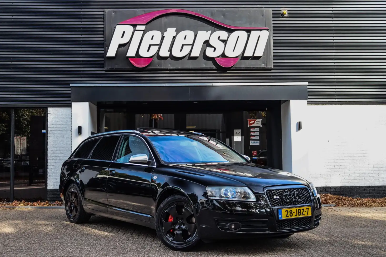 Audi A6 Avant 2.0 TFSI S-Line S6 PANO CLIMA LEDER XENON Zwart - 1