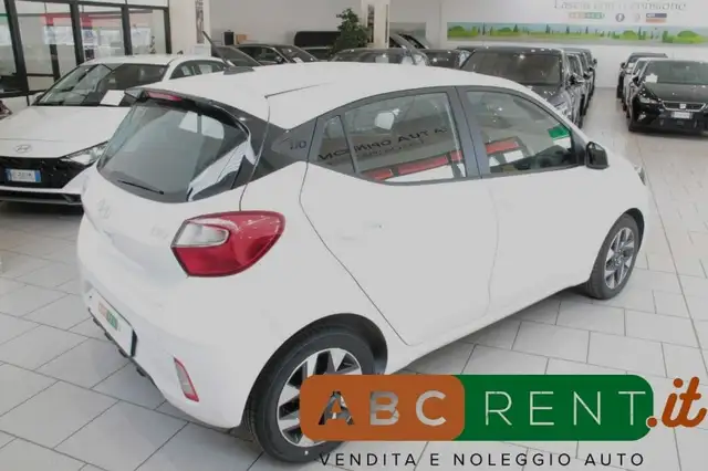 Hyundai I10 view 7