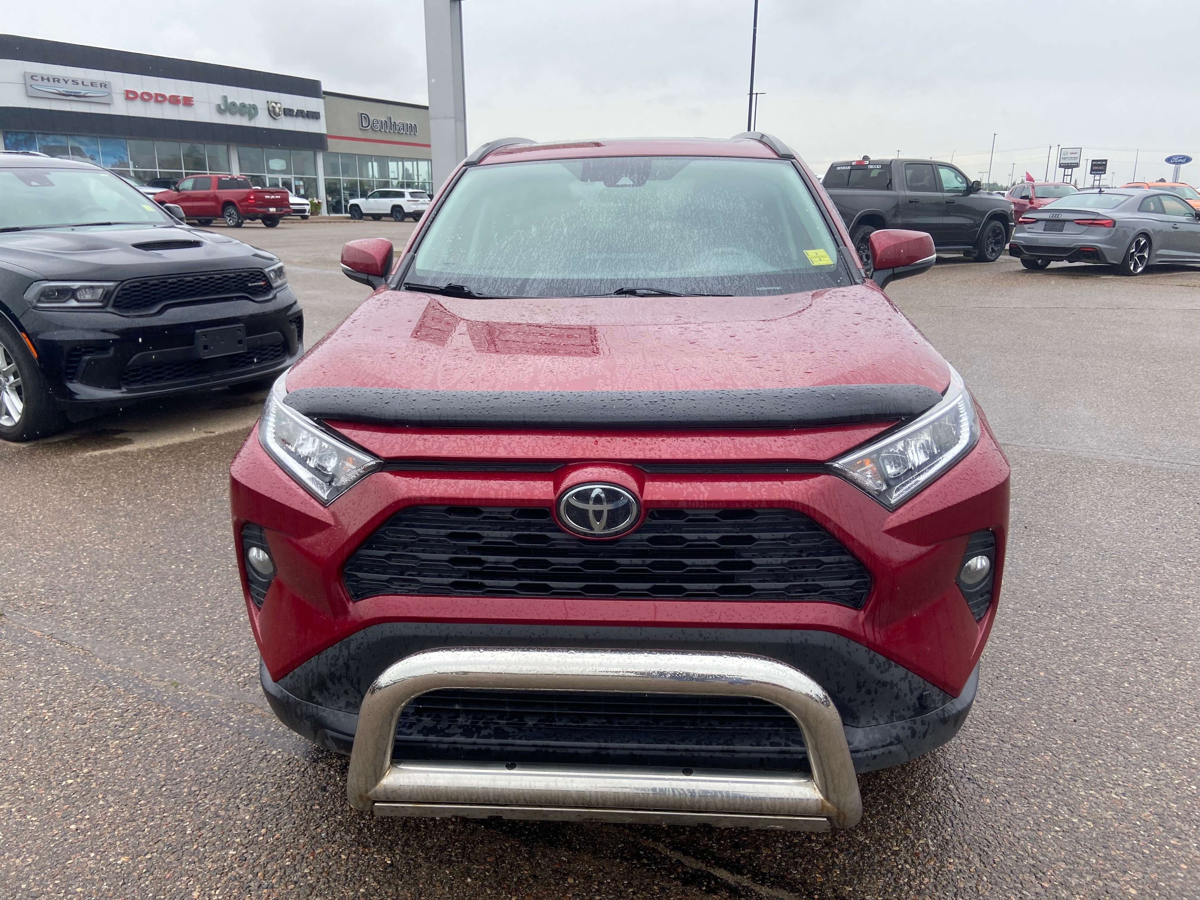 2020 Toyota RAV4 XLE | HEATED SEATS | CLEAN CARFAX — снимка 1
