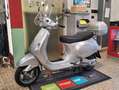 Vespa LX 150 Grijs - thumbnail 3