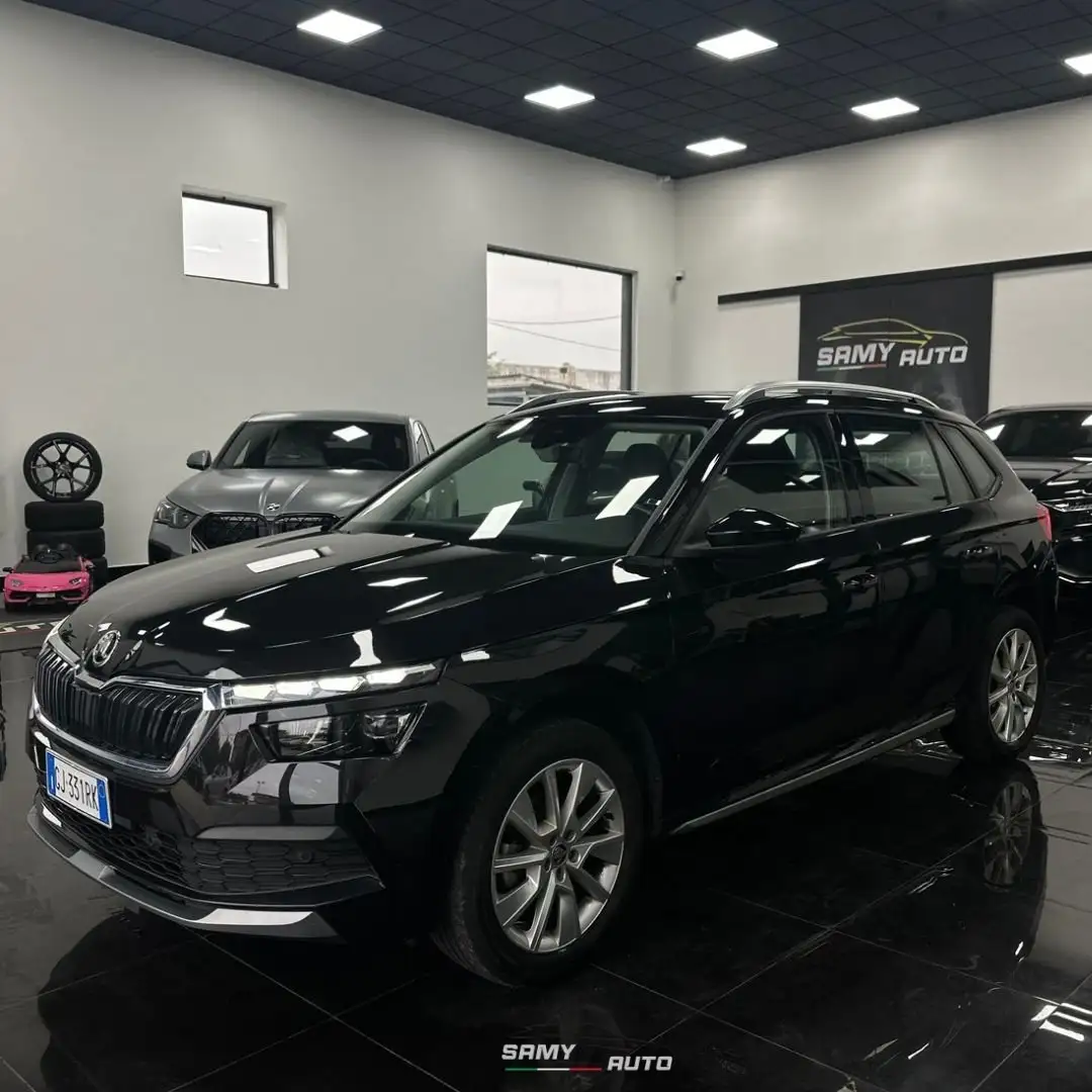 Skoda Kamiq 1.0 tsi 110cv Grau - 2