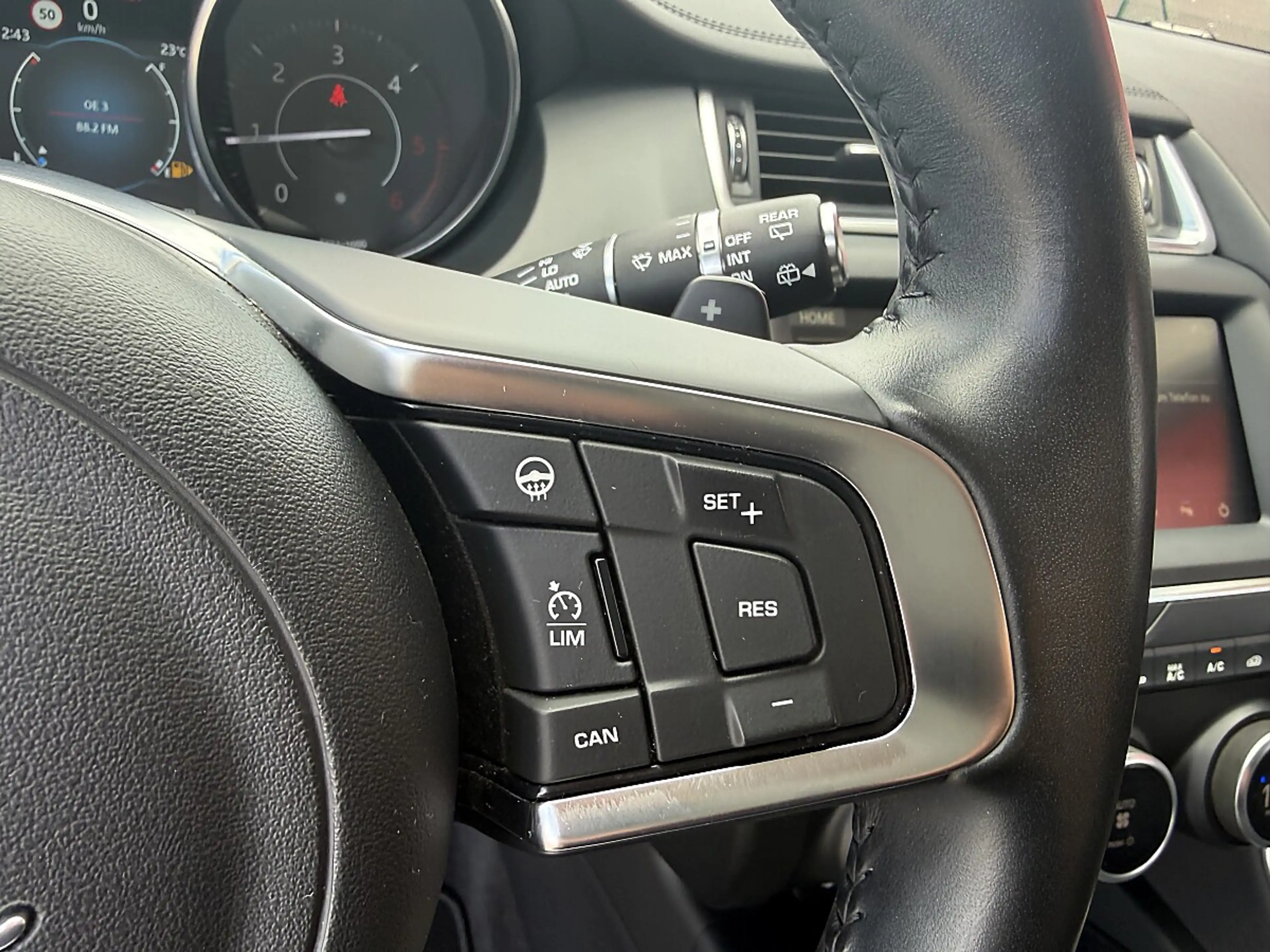 Jaguar E-Pace 2.0DI4 D150 S AWD Aut. — photo 15