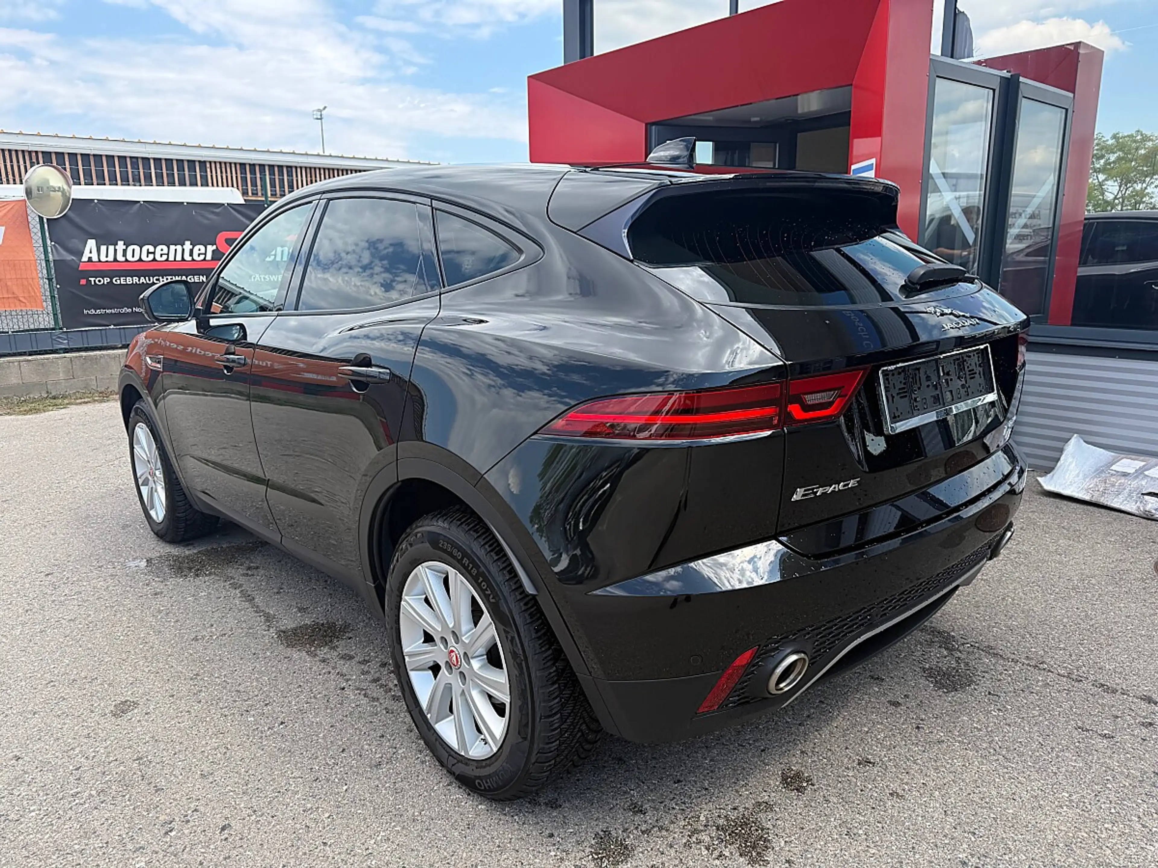 Jaguar E-Pace 2.0DI4 D150 S AWD Aut. — photo 5