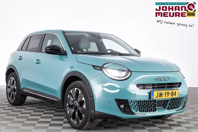 Fiat 600e La Prima 54 kWh *SOH 96%* LEDER | ECC | CAMERA | E