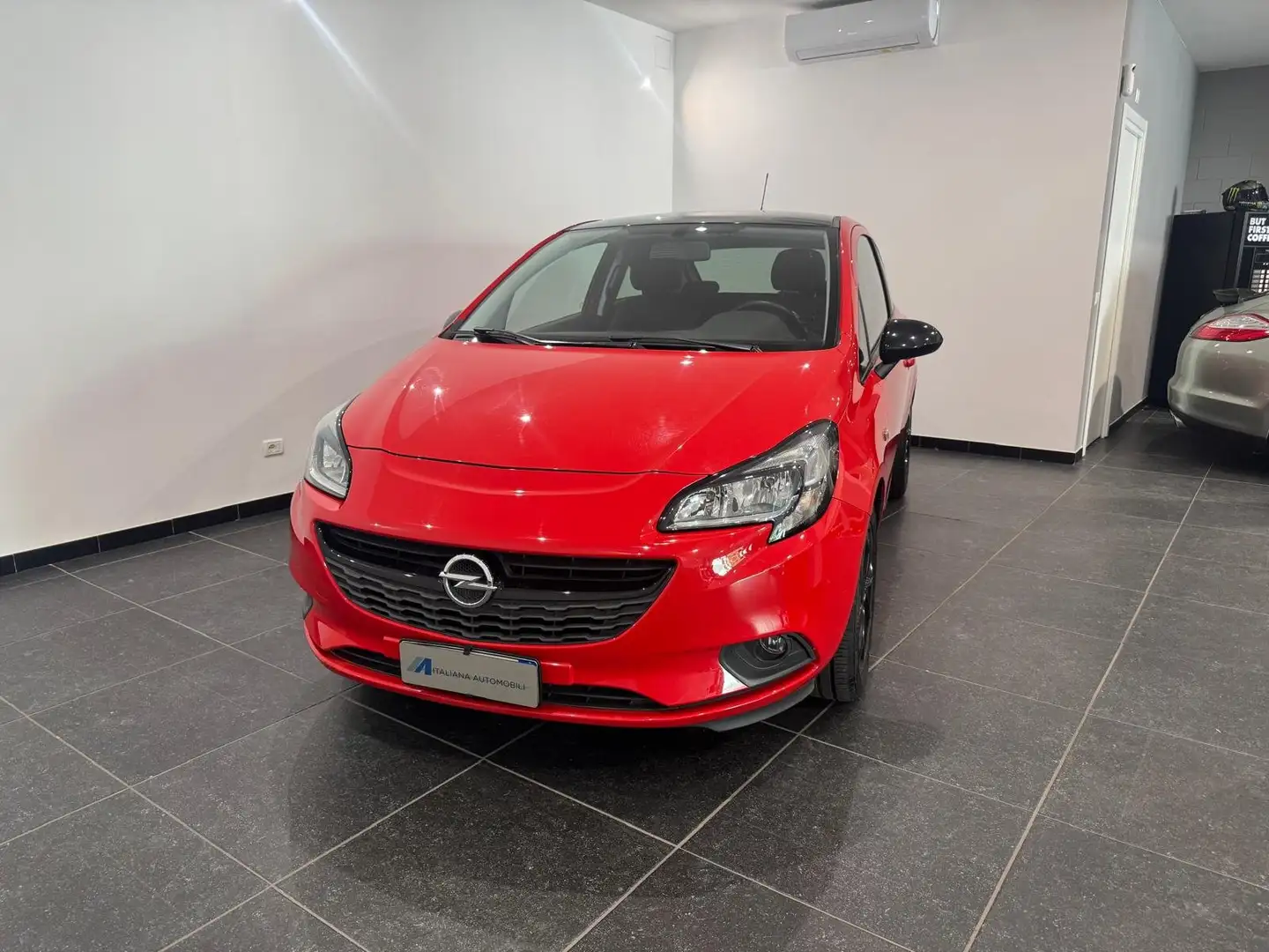 Opel Corsa Corsa 3p 1.4 b-Color Gpl 90cv Rood - 1