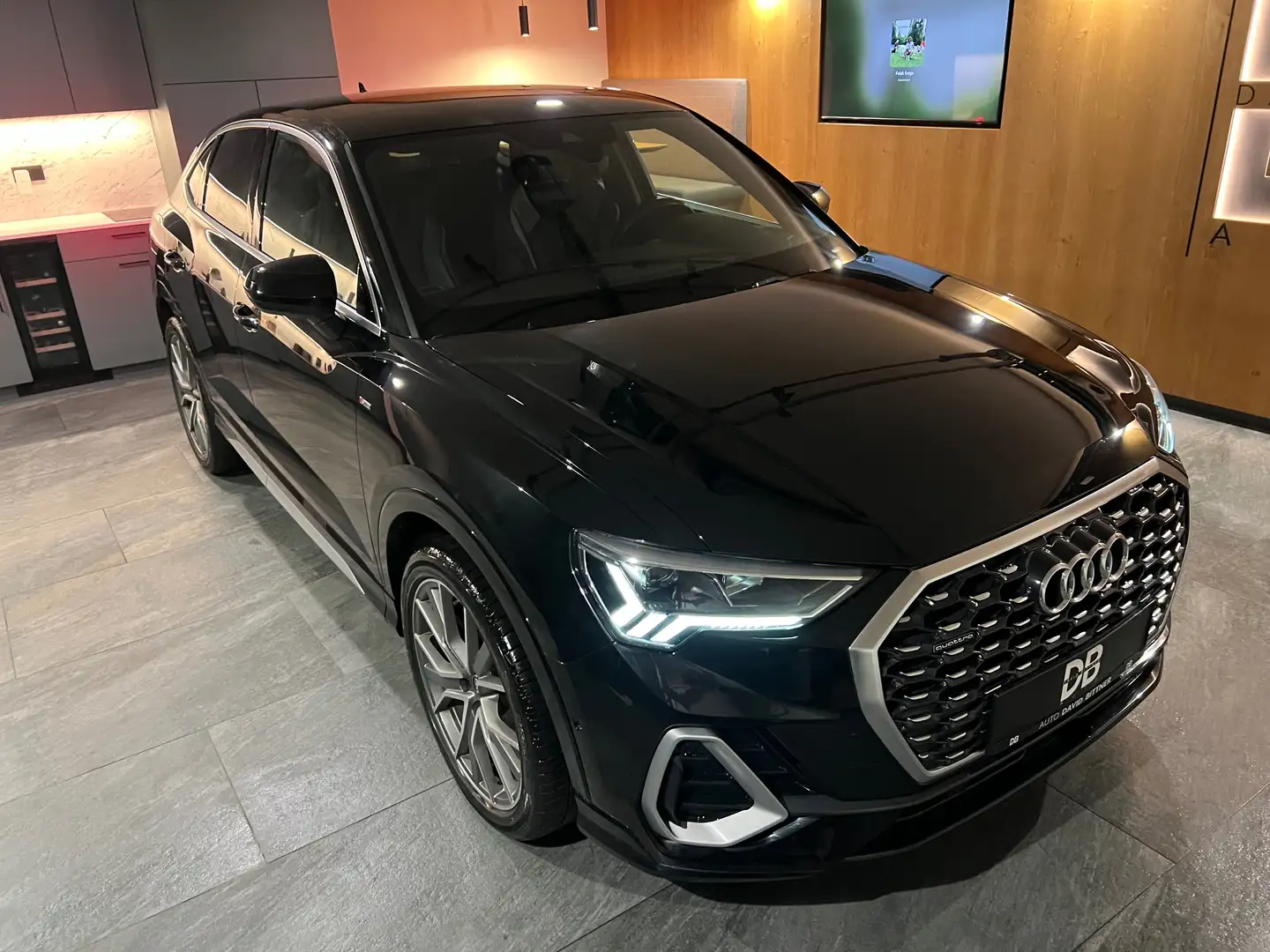 Audi Q3 Q3 Sportback 35 TDI - quattro - 2x S-line - AHK - Noir - 1