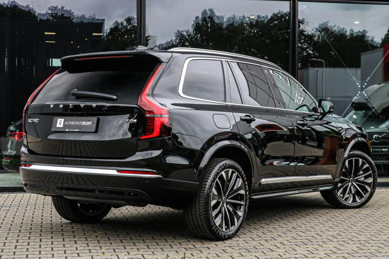 Volvo XC90 2.0 T8 PLUS BRIGHT - PANO - HARMAN - 360 CAMERA - Negru - 2