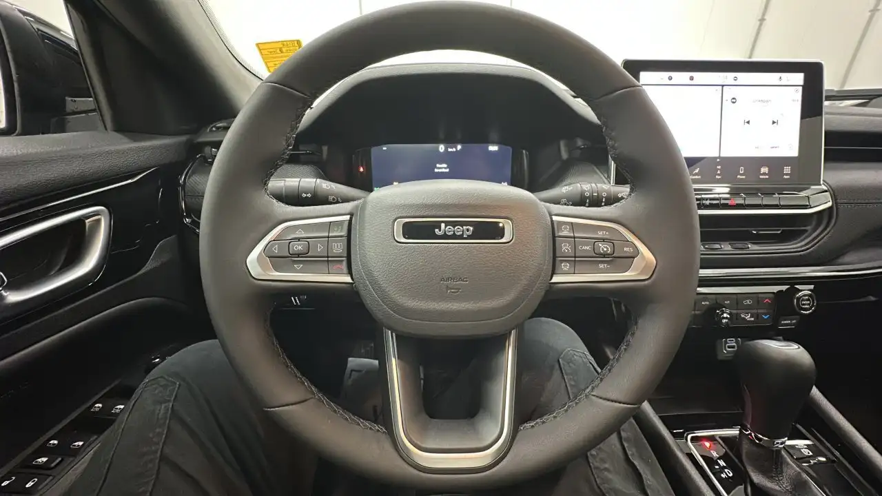 Jeep Compass снимка Jeep Compass