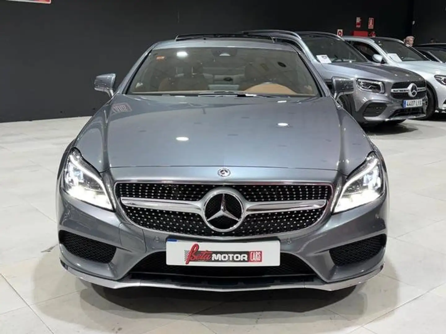 Mercedes-Benz CLS 350 350d Aut. Gris - 2