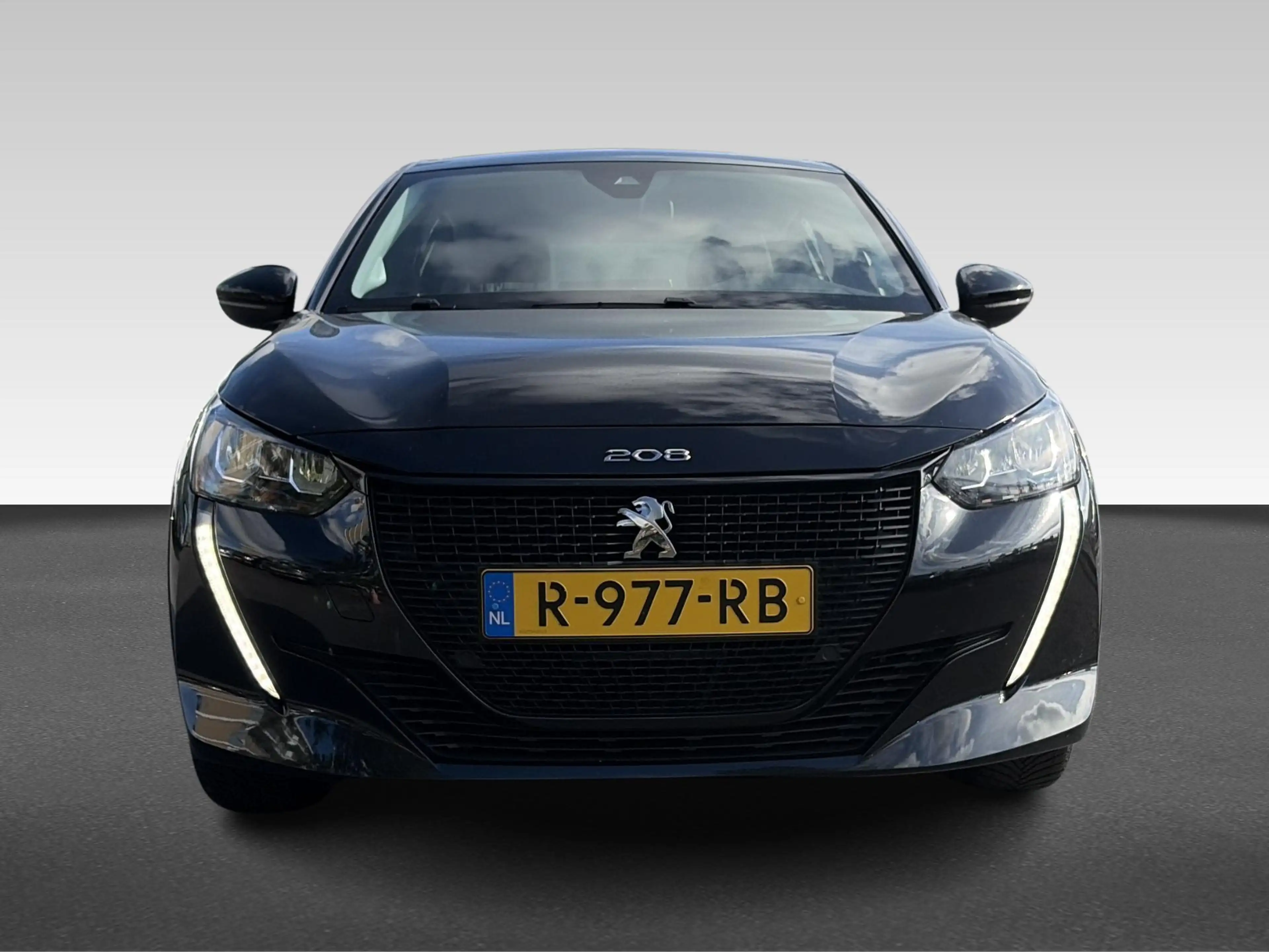Peugeot e-208 EV Active Pack 50 kWh — photo 7