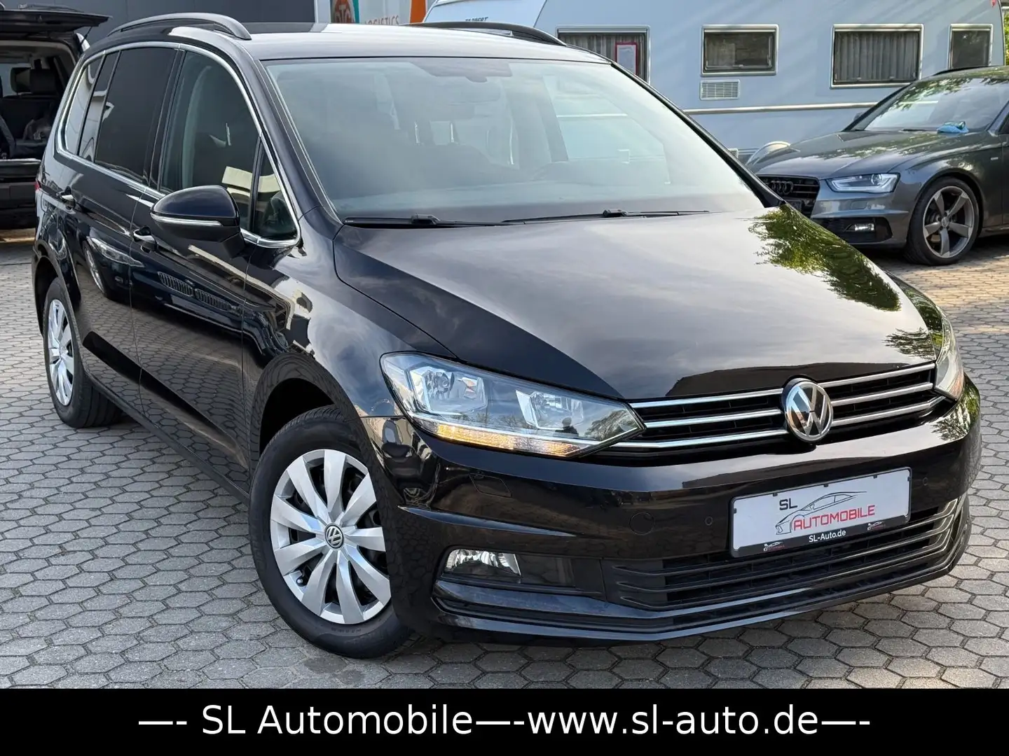 Volkswagen Touran Comfortline BMT/Start-Stopp 7-Sitzer Navi Zwart - 1