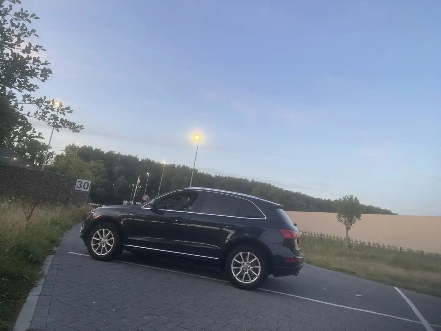 Audi Q5 2.0 TFSI q. PL.S Azul - 2